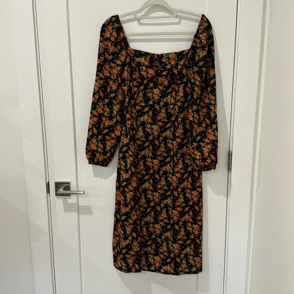 Navy floral Milkmaid Dress - Picture 4 of 5